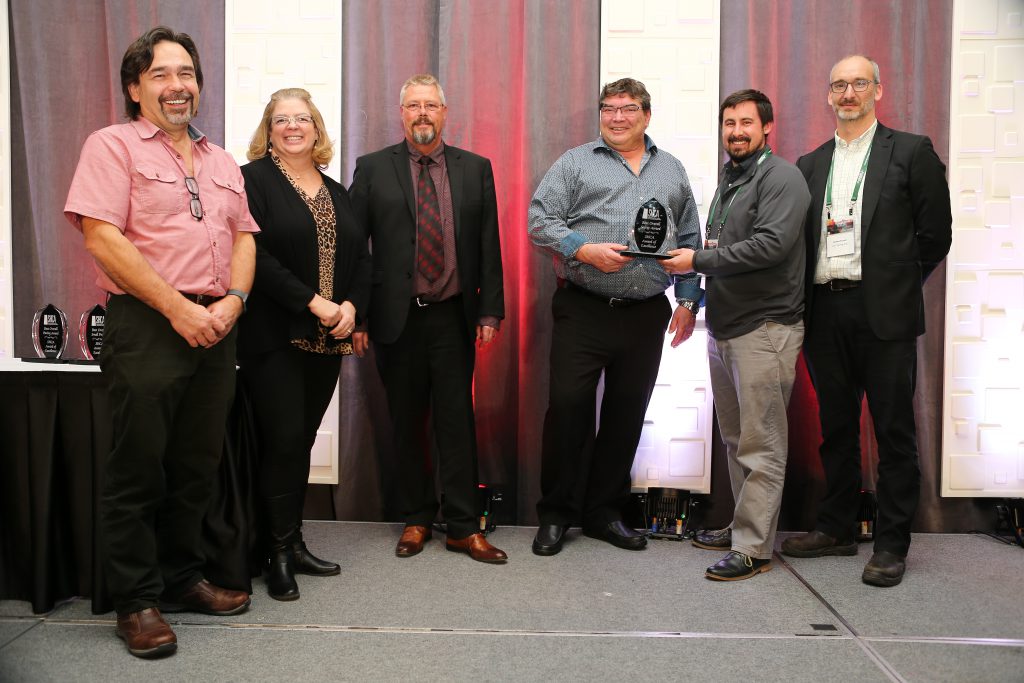 The Warman and Martensville Interchanges Project won awards for Safety and Best Overall Large Project from the Saskatchewan Heavy Construction Association (SHCA). Members of the Kiewit-led team accepted the awards at the SHCA convention in November.  