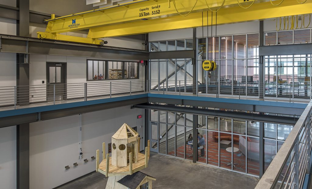 In the capstone lab, students will participate in the assembly of modular buildings. A 15-ton gantry crane will assist in loading the completed modules. 