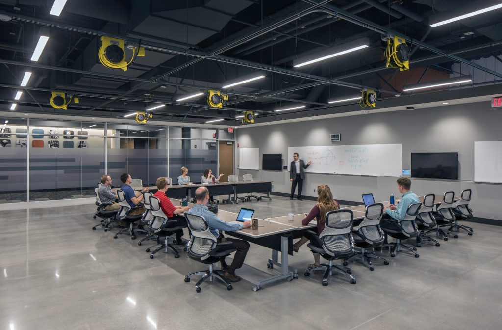  Employee learners gather in Kiewit University's Innovation Center to discuss emerging ideas to help Kiewit reach its business goals.