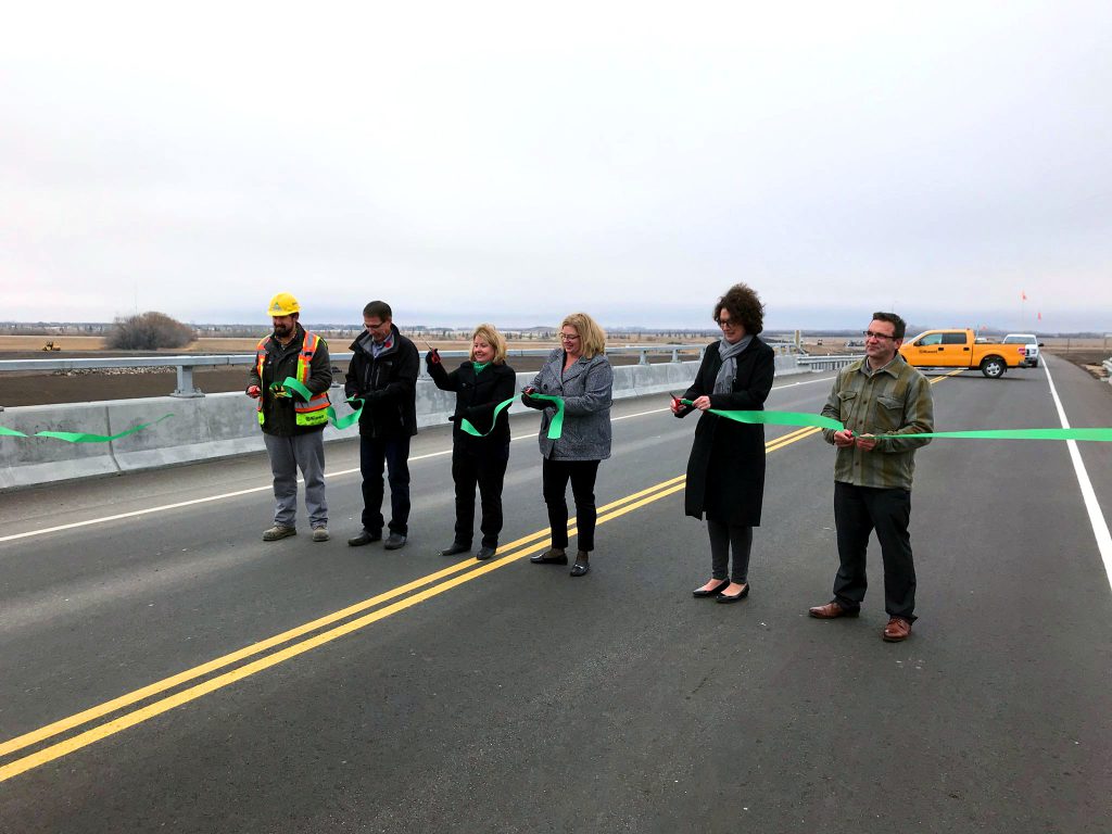 Kiewit Project Manager Andrew Schumacher spoke to the community and elected officials in October as they marked the opening of the Warman and Martensville interchanges a year ahead of schedule. "We wanted to complete it in 2018, and we wanted to complete it without any injuries," he said. "The opening of these interchanges is about the safety of the traveling public, but it’s also about the safety of  our workforce."