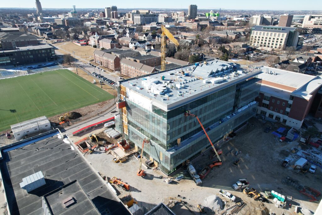 Completing work in the middle of a busy college campus put all eyes on the Kiewit team. Their expertise and attention to detail ensured that Kiewit Hall will stand as a premier facility for engineering education for years to come.