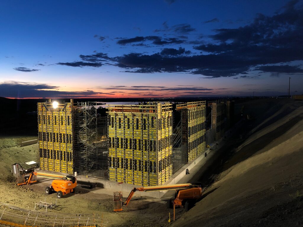 Built in 2019, the filter building houses seven deep-bed, dual-media filters that make Northwater more resilient to changes in influent water quality. The walls of the building are 3 feet thick.